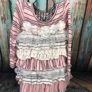 Boutique Brand tunic top or can be a dress 4/5T☘️